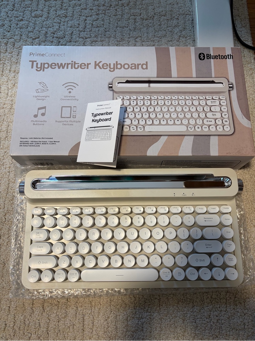 Brand New White Bluetooth Typewriter Keyboard - Retro Round Key Mechanical Style